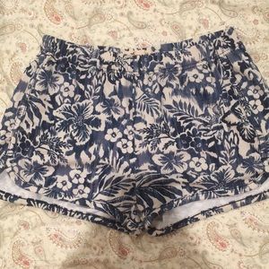 Hollister loose shorts